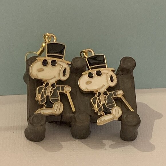 Snoopy Earring, Joe Cool Earring, Peanuts Earrings, Gift Idea, Snoopy Charm - Picture 4 of 6